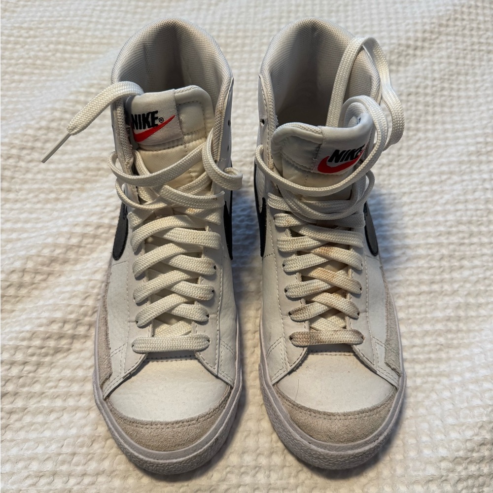 Nike High-Top Sneakers in White and Gray